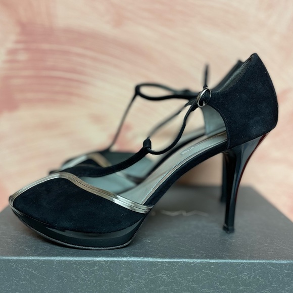 Via Spiga V Sapore T-strap Peep-toe Heeled Sandals Black &Silver size 9M - Picture 2 of 8